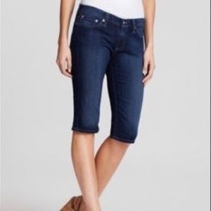 AG the Maiden Cigarette Crop